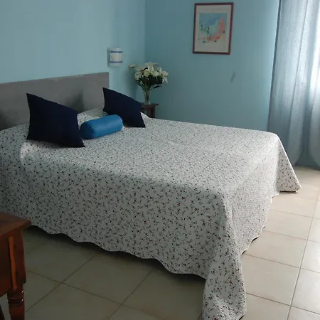 Couette-café Belcanto 3*