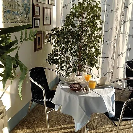 Belcanto Bed and breakfast 3*